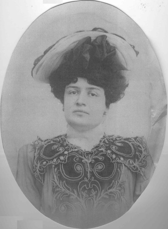 José Abecasis Jr. and Anaïs Monteverde